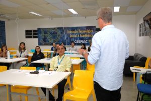 Cesmac realiza palestra sobre tabagismo em alusão ao Dia Nacional de Combate às Drogas e ao Alcoolismo