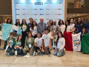 Cesmac participa de encontro nacional sobre educação científica em Brasília