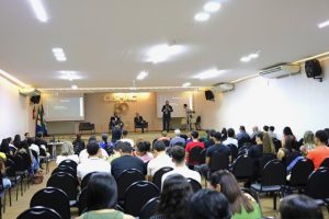 Cannabis medicinal foi debatida no Cesmac em encontro gratuito e aberto ao público