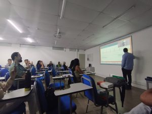 Mais interação e inovação: lousas digitais transformam a experiência acadêmica no Cesmac