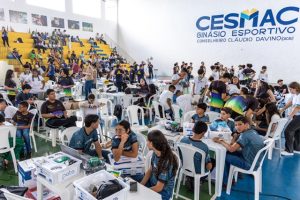 Cesmac reúne mais de 500 participantes na etapa estadual da Olimpíada Brasileira de Robótica